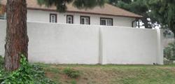 Style #14 (Stucco wall with stucco columns)